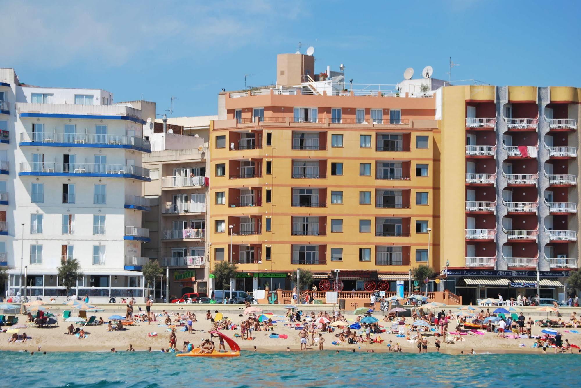 Apartamentos Elvira Blanes Esterno foto